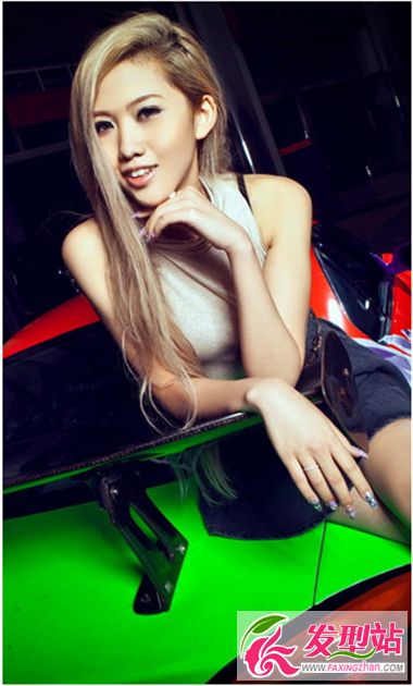 全方位展現(xiàn)你的氣質(zhì)美 中長(zhǎng)發(fā)發(fā)型讓你躍居女神