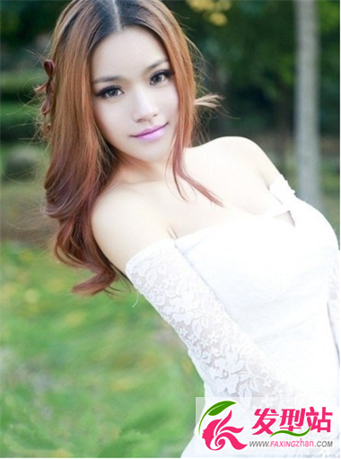 氣質(zhì)女生中長(zhǎng)發(fā)造型 完美造型盡顯時(shí)尚本色