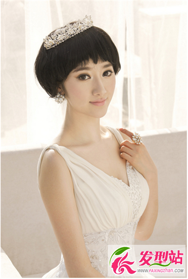 清新美女長(zhǎng)發(fā)發(fā)型 盡顯女生自然魅力