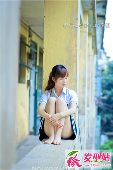 清新可愛中長(zhǎng)發(fā)發(fā)型 讓你呈現(xiàn)最美的一面