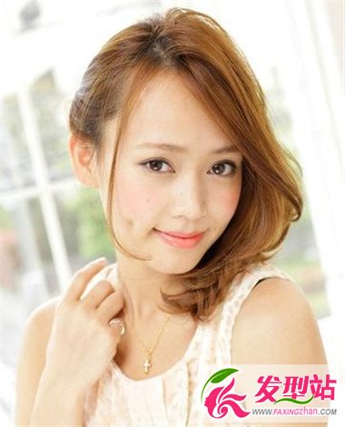 適合矮個(gè)子女生的發(fā)型 時(shí)尚發(fā)型打造修長線條