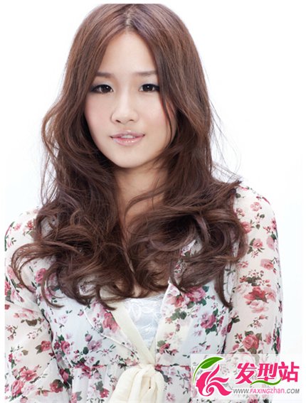 溫柔女性燙發(fā)發(fā)型 打造專屬你的style