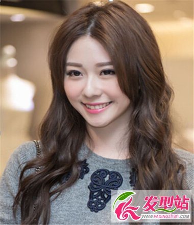 長(zhǎng)發(fā)女生時(shí)尚穗燙發(fā) 可愛(ài)小卷最修顏有氣質(zhì)