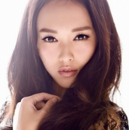 看古靈精怪的唐嫣 駕馭風(fēng)格迥異的發(fā)型