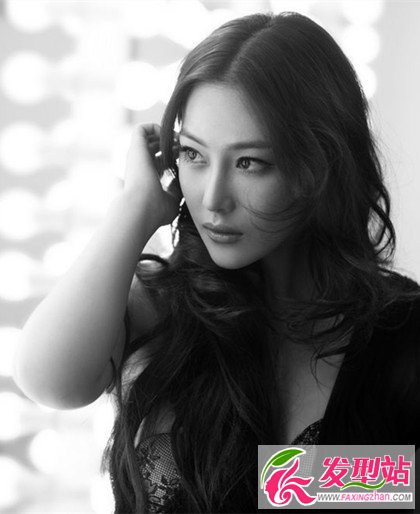 性感美女張馨予發(fā)型 百變長發(fā)秀最吸睛