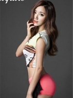 韓國(guó)人氣美女老師藝正花(芮呈和)發(fā)型 盡顯女神氣質(zhì)惹人羨