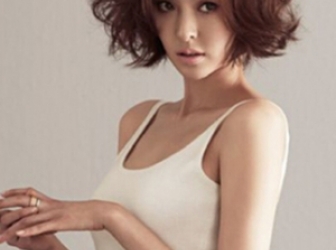 李多喜短發(fā)造型圖片 韓式慵懶風(fēng)展現(xiàn)知性魅力 李多喜短發(fā)造型圖片 韓式慵懶風(fēng)展現(xiàn)知性魅力