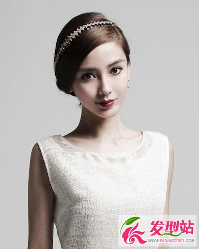 Angelababy°l(f)ͱP(pn)c(din) r(sh)ʹŮ
