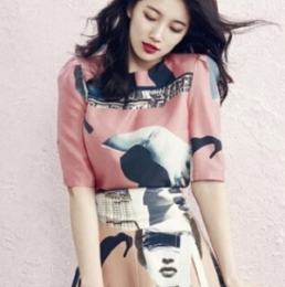 夏季女生連衣裙搭配發(fā)型 巧妙搭配更顯女人風(fēng)情