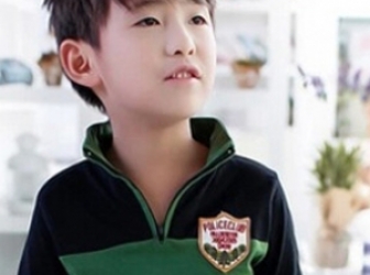 正太小潮男發(fā)型推薦 呆萌帥氣短發(fā)造型搭配斜劉海與紋理燙設(shè)計(jì) 正太小潮男發(fā)型推薦 呆萌帥氣短發(fā)造型搭配斜劉海與紋理燙設(shè)計(jì)