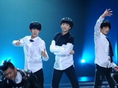 옷󱾠I20150404TFBOYSۡF(xin)(chng)ҕl 옷󱾠ITFBOYSP˂桶ۡڲ