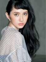 女生扎發(fā)時尚發(fā)型教程 簡單并且很有氣質