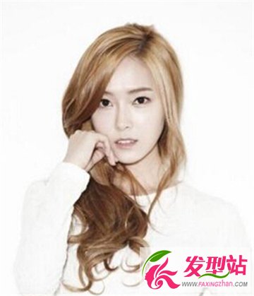 Jessicaɐ˄ݵİl(f)O(sh)Ӌ B(yng)µŮ