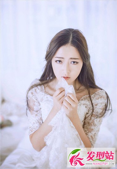 少女發(fā)型誘惑純真 帶給你別樣的時(shí)尚觸感