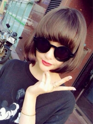 Ů����ȶ��˵Ķ̰l(f��)�l(f��)�� �AĘ��Ę�m�ϵĶ̰l(f��)