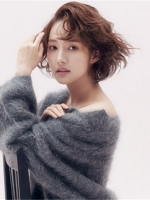 減齡顯嫩的女生短發(fā)燙發(fā)發(fā)型 擁有少女的氣質(zhì)魅力