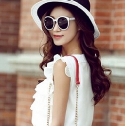 女士時尚披肩長卷發(fā) 嫵媚知性最具女人味 優(yōu)雅吸睛造型