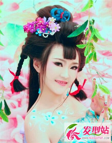 古裝美女的誘惑 帶來最古典的精致發(fā)型