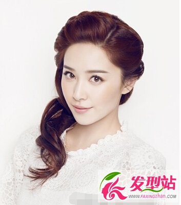 女人味發(fā)型