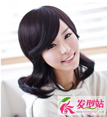 韓式外卷發(fā)發(fā)型