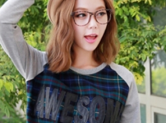 韓式時尚大氣發(fā)型 中短發(fā)蛋卷發(fā)顯前衛(wèi) 韓式時尚大氣發(fā)型 中短發(fā)蛋卷發(fā)顯前衛(wèi)