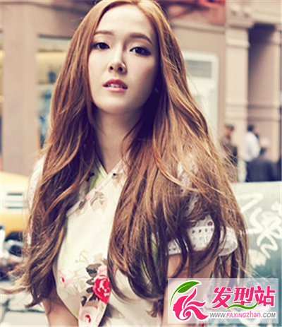 女神中分披肩長卷發(fā)