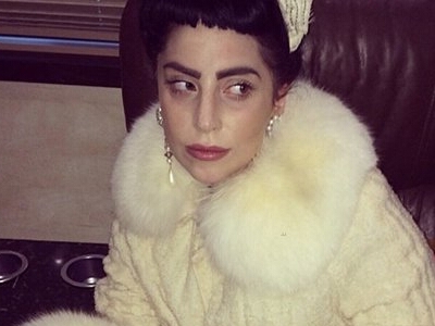 Lady Gaga䏈w^l(f) Ї(gu)Ů߀Щ(li)w^
