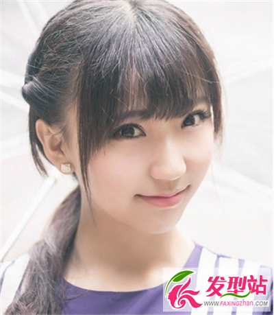 時(shí)尚半扎發(fā)低款馬尾辮子