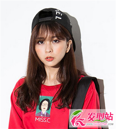 低調(diào)的清新時(shí)尚神棕色染發(fā)