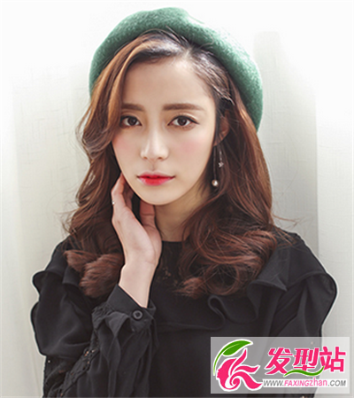 時尚長卷發(fā)造型