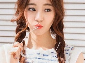 2025女學(xué)生染發(fā)推薦 棕黃色打造青春甜美風(fēng) 多款發(fā)型適合學(xué)生黨 2025女學(xué)生染發(fā)推薦 棕黃色打造青春甜美風(fēng) 多款發(fā)型適合學(xué)生黨