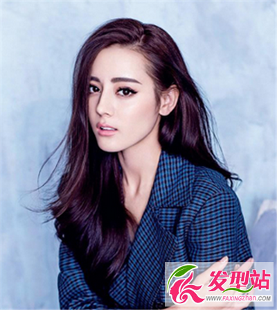 長(zhǎng)卷發(fā)發(fā)型設(shè)計(jì)