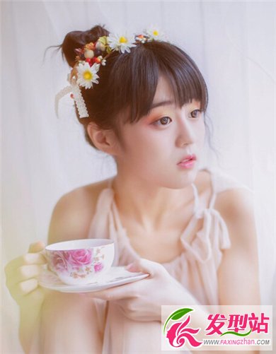 讓你化身清純女子 最仙兒的發(fā)型大盤點
