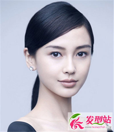斜劉海馬尾辮子造型
