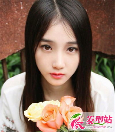 中長(zhǎng)直發(fā)發(fā)型