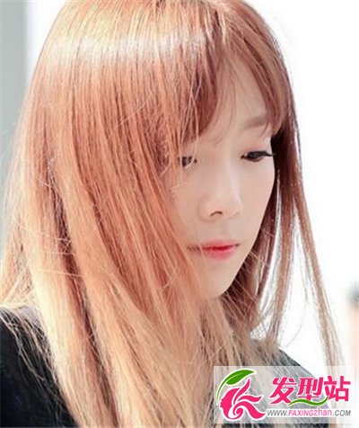 長(zhǎng)直發(fā)發(fā)型
