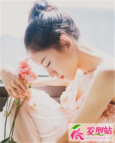 盤(pán)發(fā)造型