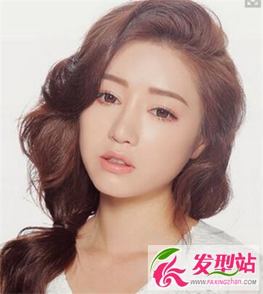 長(zhǎng)燙發(fā)發(fā)型