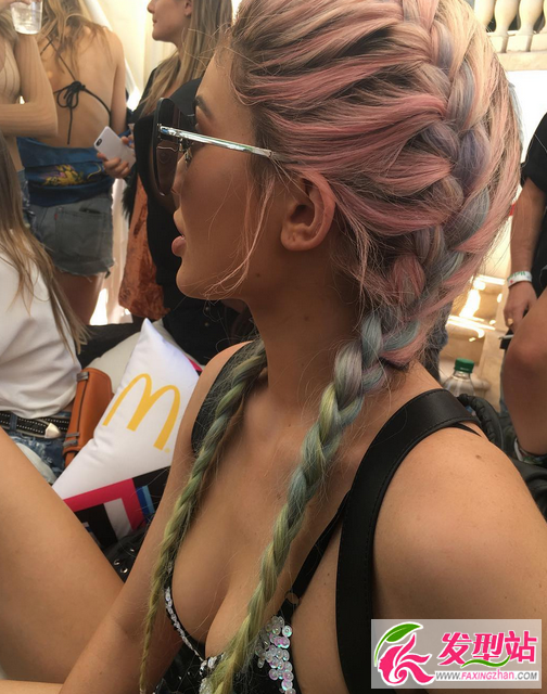 W,,l(f)ɫ,ʺȾ,kyliejenner