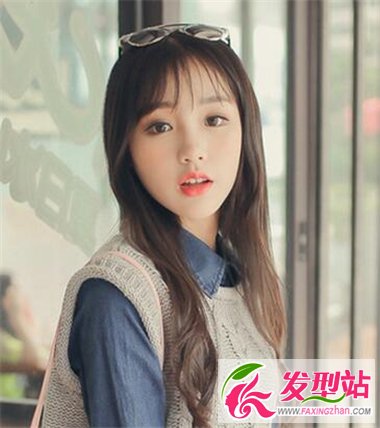 長(zhǎng)直發(fā)
