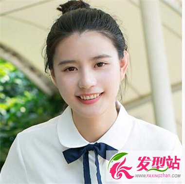 無劉海丸子頭發(fā)型