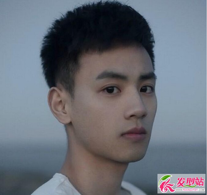 普通短發(fā)