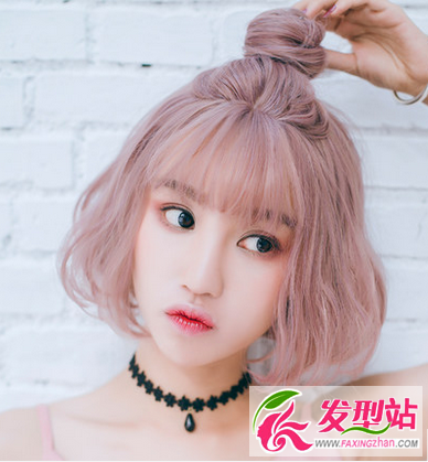 薄藤色