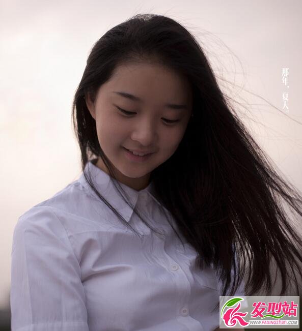 中長(zhǎng)直發(fā)