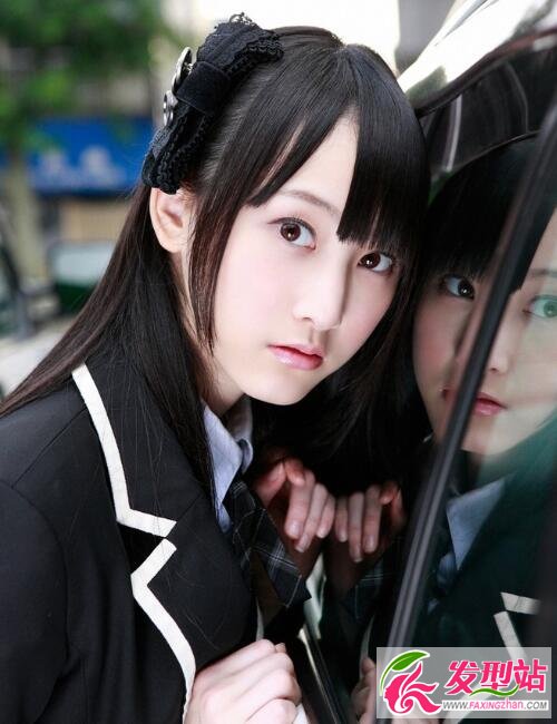 中長(zhǎng)直發(fā)