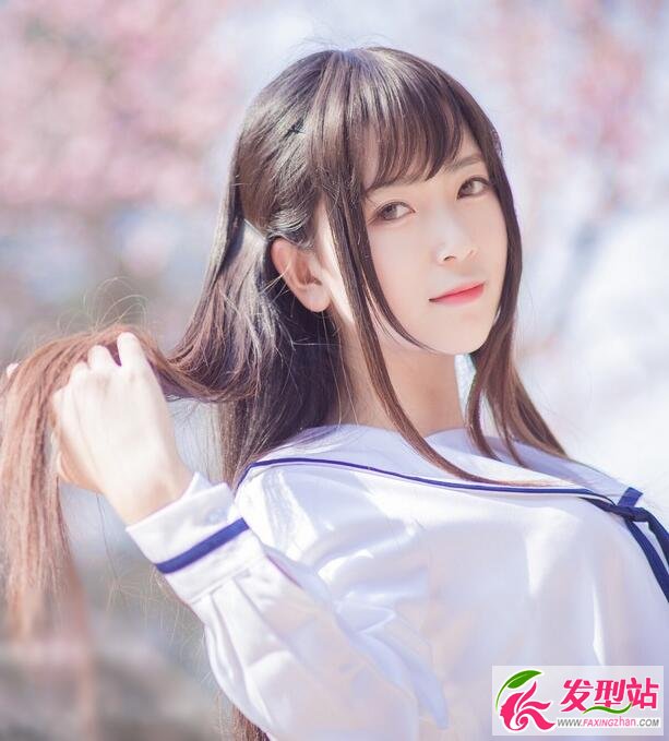 長(zhǎng)直發(fā)