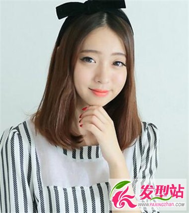 披肩中長(zhǎng)發(fā)發(fā)型