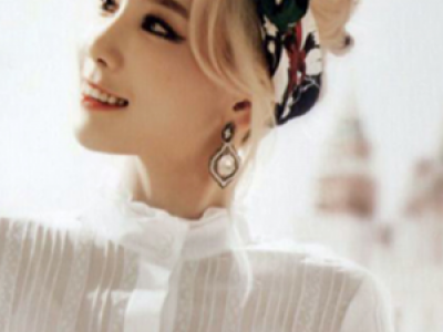 時尚達人的盤發(fā)設計匯集 讓你緊緊跟住潮流的腳步