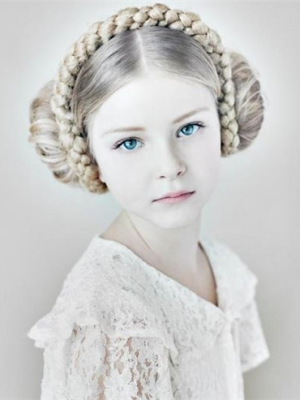 最新女童扎頭發(fā)發(fā)型 唯美扎發(fā)打造最美小天使