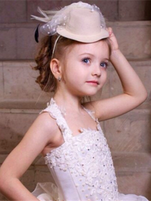 2017最新女童扎發(fā)搶先看 時尚可愛輕松玩轉(zhuǎn)